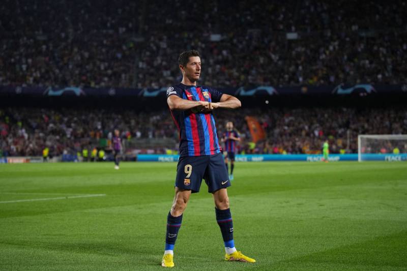 Top 10 Tiền Đạo Ghi Bàn Nhiều Nhất Lịch Sử Bóng Đá 5 Robert Lewandowski